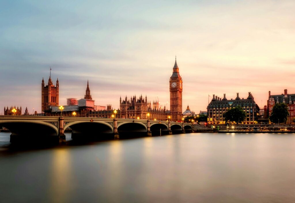 pexels photo 460672 460672 Scenic view of Big Ben and Westminster Bridge over the Thames River at sunset in London, UK.